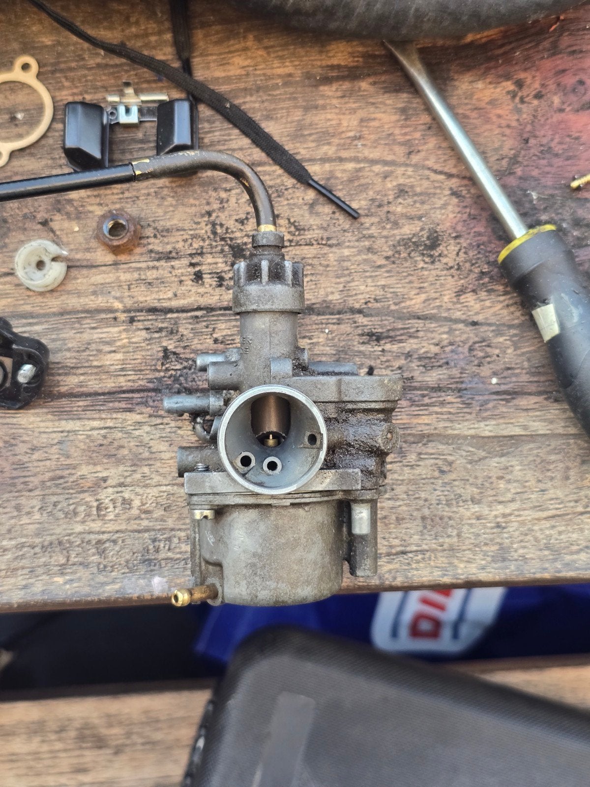 Peugeot Vivacity Carburateur met Spruitstuk en Membraan, Ophalen of Verzenden, Gebruikt, Carburateur, Peugeot