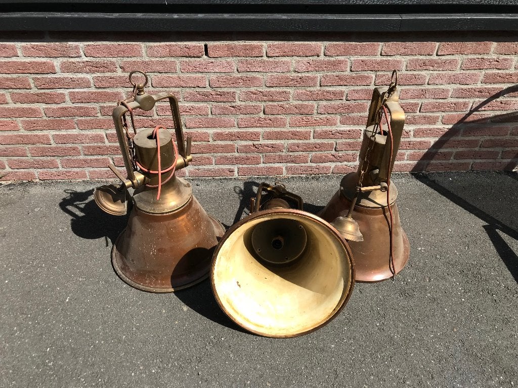 3 oude koperen lampen, Ophalen