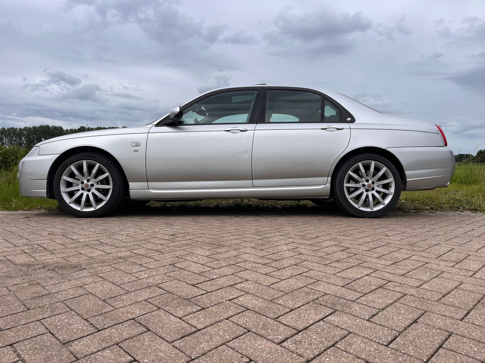 MG ZT 4.6 V8 260 Starlight Silver, Achterwielaandrijving, 1700 kg, ZT, Handgeschakeld