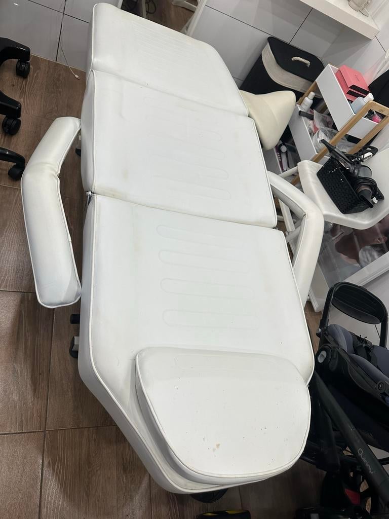 Behandelstoel Schoonheidssalon stoel, Ophalen, Gebruikt, Zwart, Eén