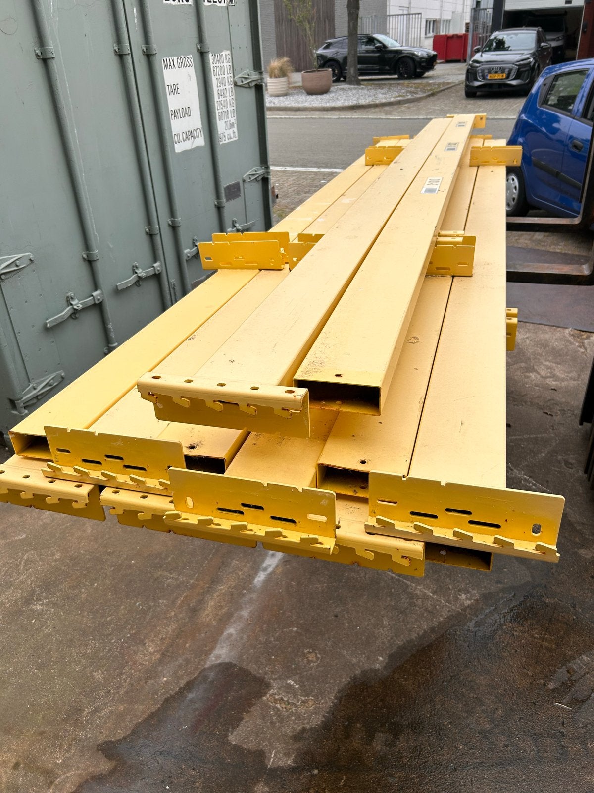 IJzeren rechthoekige profielen - Gele metalen balken, Doe-het-zelf en Verbouw, Metalen, Gebruikt, IJzer, Ophalen