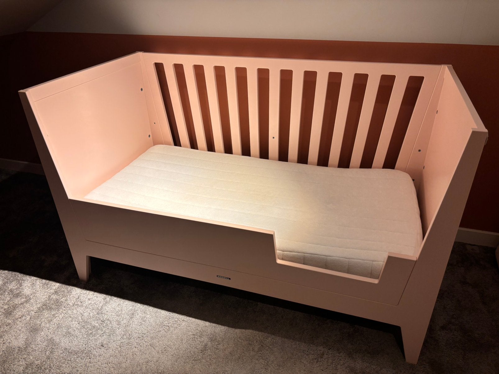 Kidsmill nikki babybed roze, Ophalen, Zo goed als nieuw, Minder dan 140 cm, Minder dan 70 cm