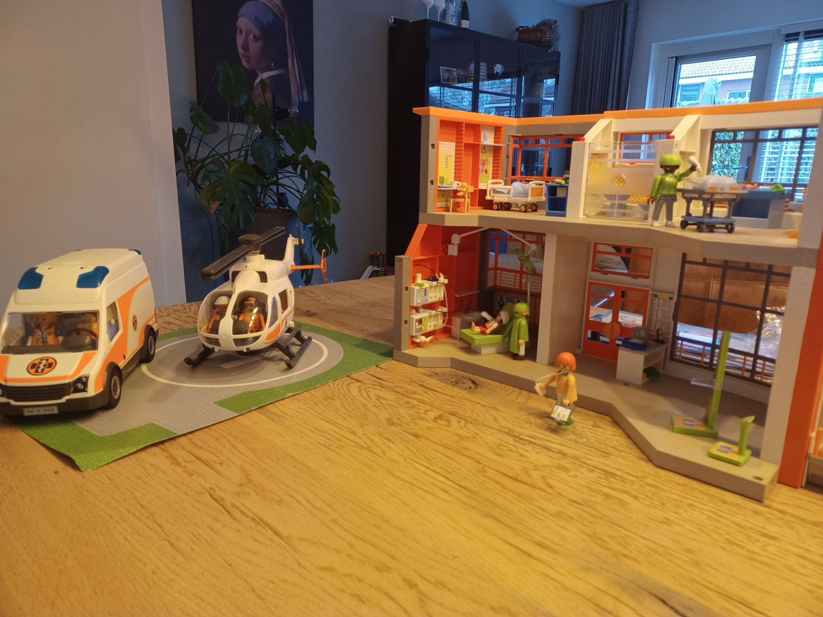 Playmobil Ziekenhuis met Helikopter en Ambulance, Ophalen, Zo goed als nieuw, Complete set