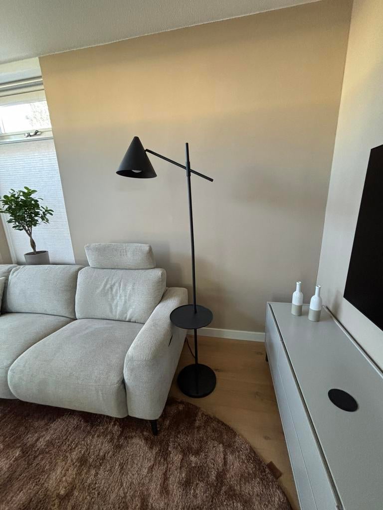 Staande lamp mat zwart metaal COCOmaison, Ophalen, Minimalistisch, modern, Zo goed als nieuw, Metaal