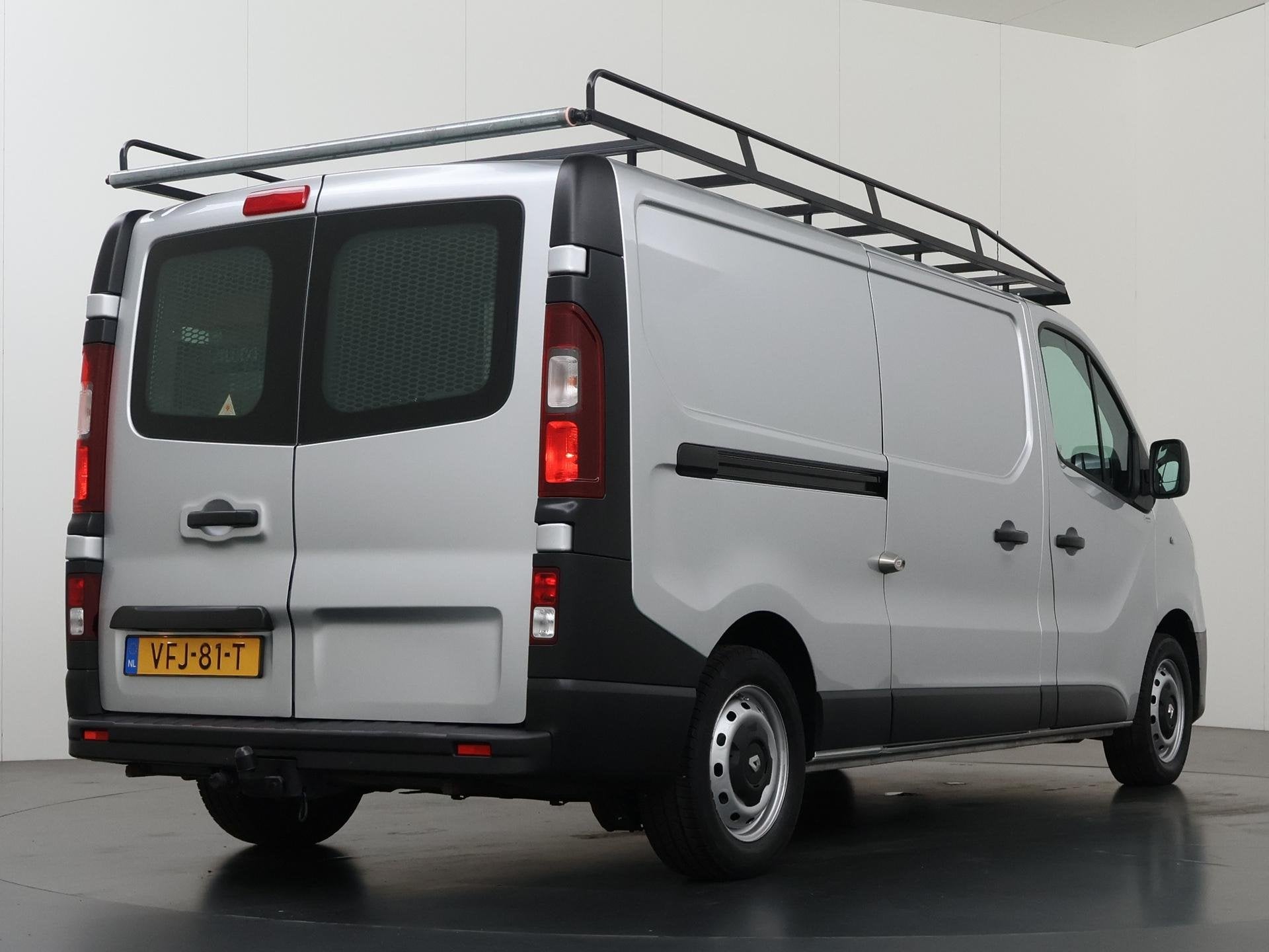 Renault Trafic 2.0 dCi | 120 PK | T29 | L2 H1 | Comfort | Tr, Voorwielaandrijving, Stof, Gebruikt, 2000 kg