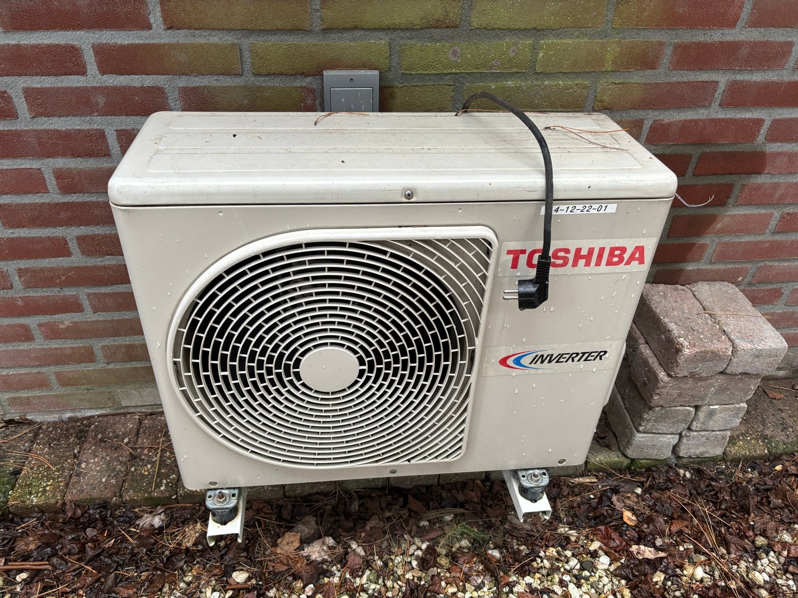 Toshiba Airco - Werkend en Zelf Te Demonteren, Ophalen, Gebruikt, Koelen en Ontvochtigen, Wandairco