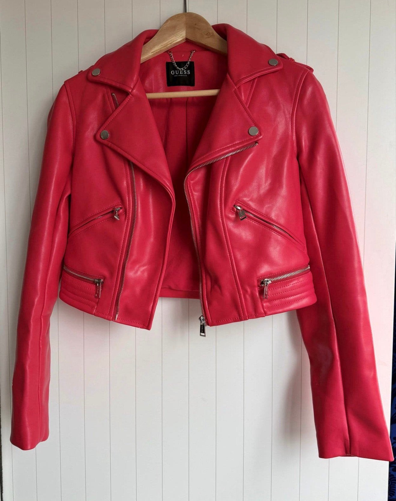 Guess kunstleren Jack roze/rood maat 36/S, Ophalen of Verzenden, Zo goed als nieuw, Jasje, Roze