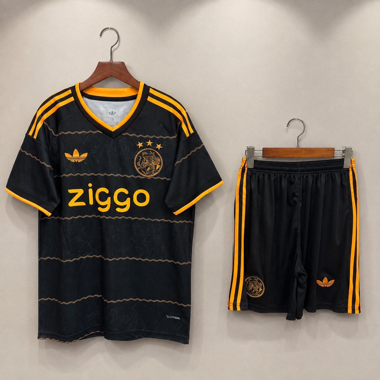 Ajax kids + volwassen voetbaltenue 2026-2027, Maat L, Ophalen of Verzenden, Nieuw, Shirt