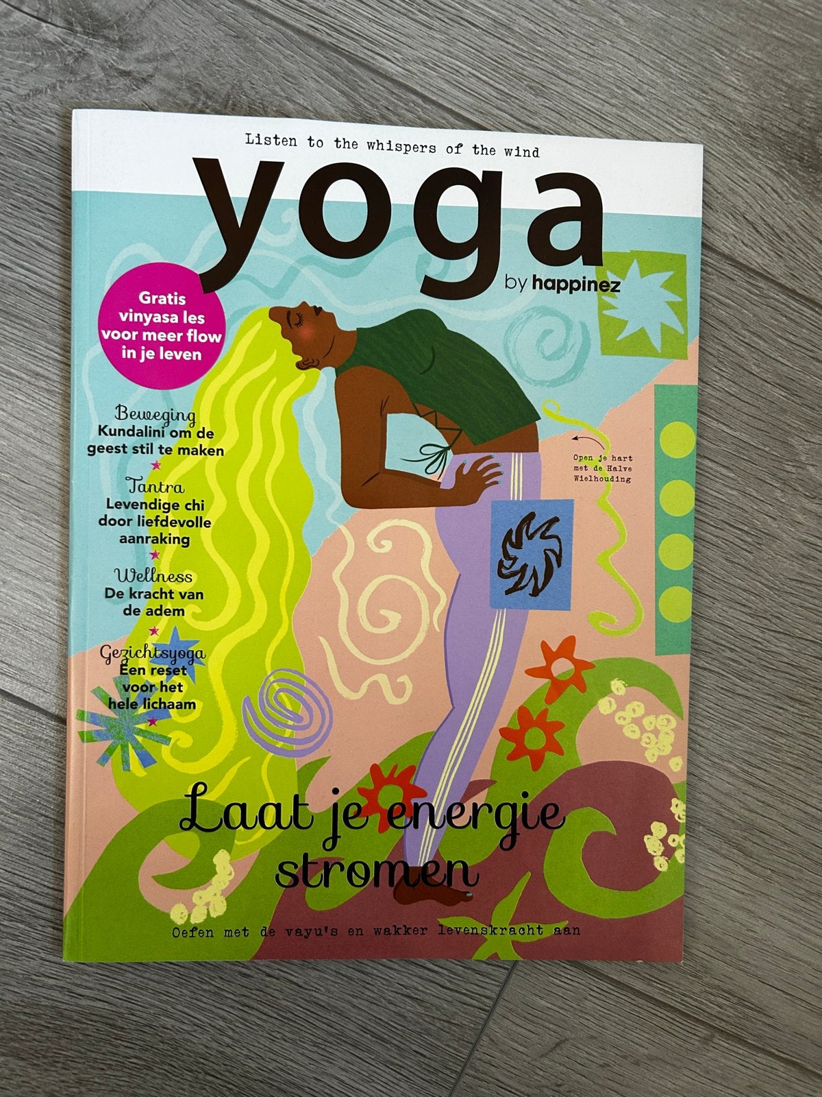 Yoga by Happinez - Laat je energie stromen, Ophalen of Verzenden, Zo goed als nieuw, Meditatie of Yoga, Overige typen