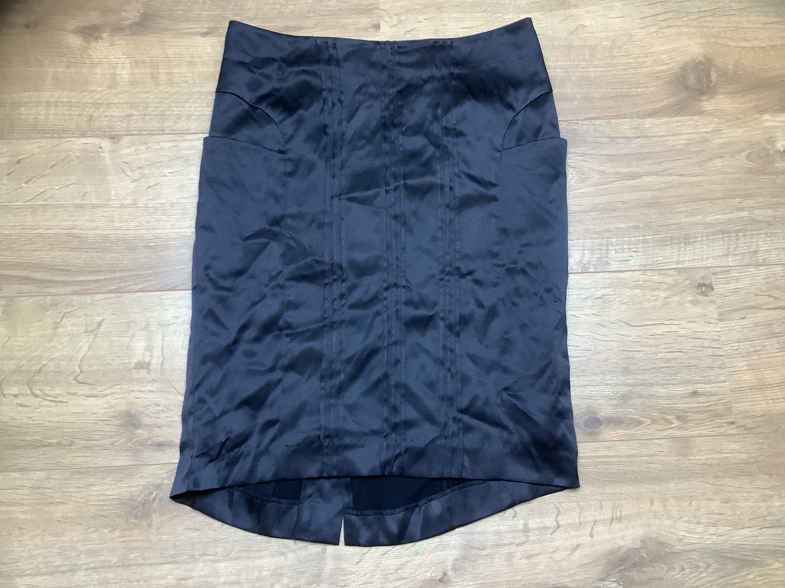 Elegante zwarte satijnen rok - Maat M, Maat 38/40 (M), Blauw, Ophalen of Verzenden, Zo goed als nieuw