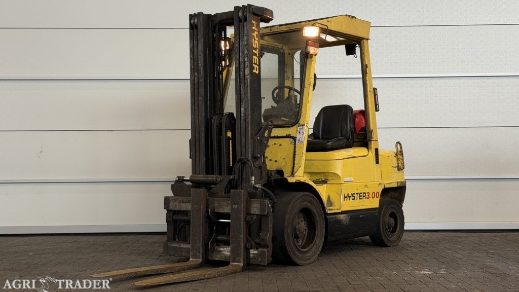 LPG heftruck Hyster H3.00XM, Triplex, Vorkversteller - Sides, Zakelijke goederen, Machines en Bouw | Heftrucks en Intern transport
