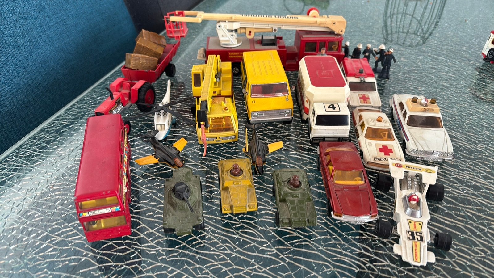 Matchbox auto’s, Hobby en Vrije tijd, Modelauto's | Overige schalen, Ophalen of Verzenden, Zo goed als nieuw, Auto