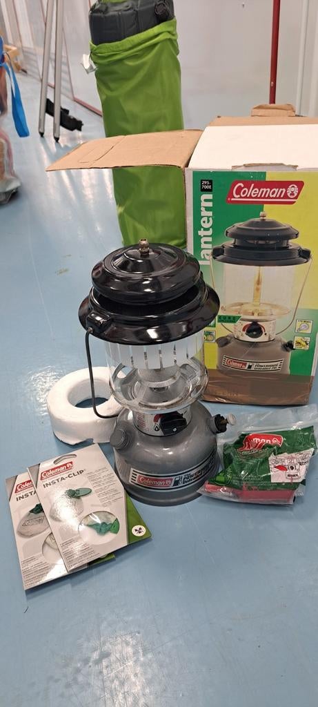 Coleman Powerhouse Unleaded 295-700E lantaarn met toebehoren, Ophalen of Verzenden, Zo goed als nieuw
