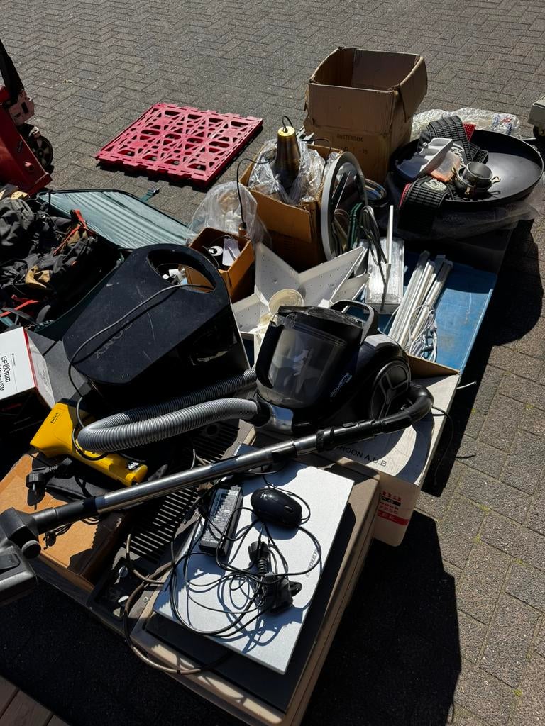 2 mei GARAGE SALE @ Oudehaske, Appelhof 5, Diversen, Rommelmarktspullen, Ophalen