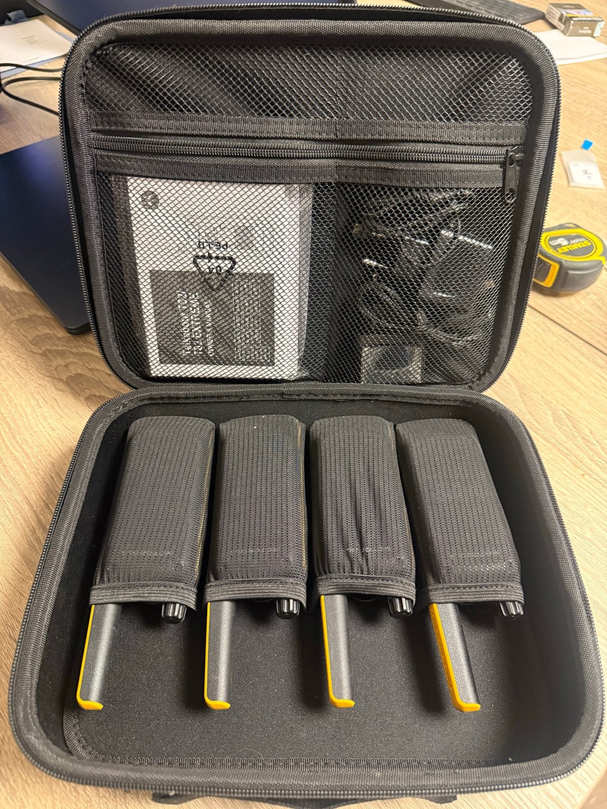 Motorola Talkabout T82 Extreme Walkie Talkie Set - 4 stuks, Ophalen of Verzenden, Zo goed als nieuw, 2 to 5 km, Portofoon of Walkie-talkie