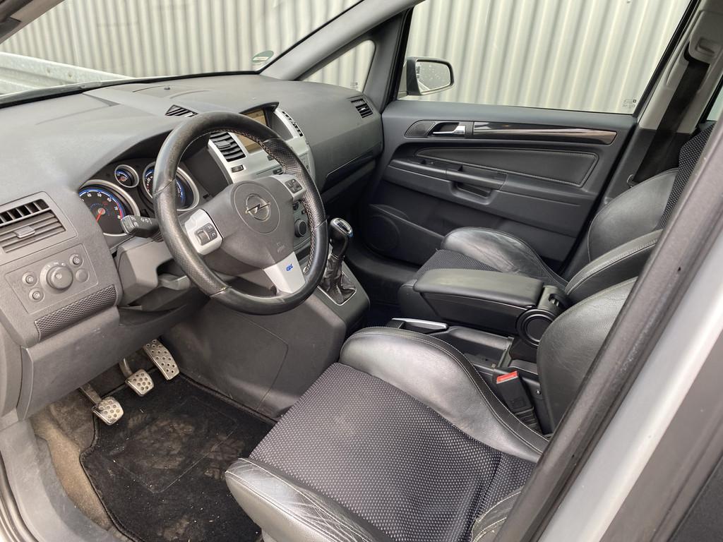 Opel Zafira 2.0 T OPC 7p. Leer/Stof, Clima, Navi, CC, PDC, L, Auto's, Opel, Voorwielaandrijving, 1998 cc, Gebruikt, 4 cilinders