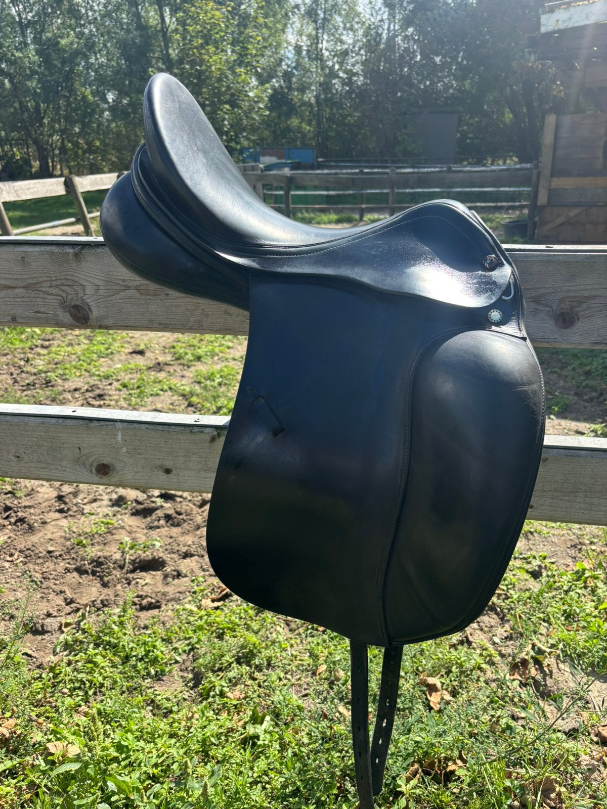 Prestige dressuur zadel, Dieren en Toebehoren, Paarden en Pony's | Zadels, Ophalen, Gebruikt, Dressuur, M (17 inch)