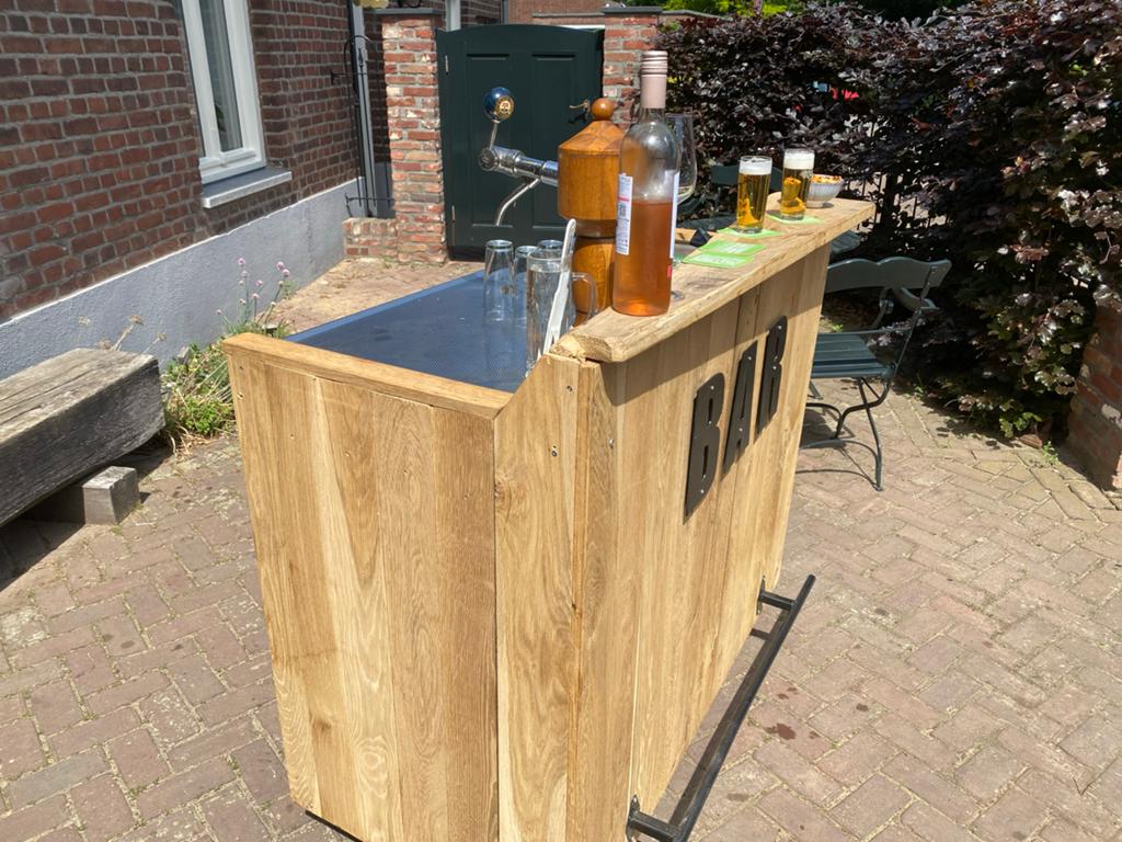 Mancave buffet van eiken - Compleet met tap en spoelbak, Ophalen, Gebruikt