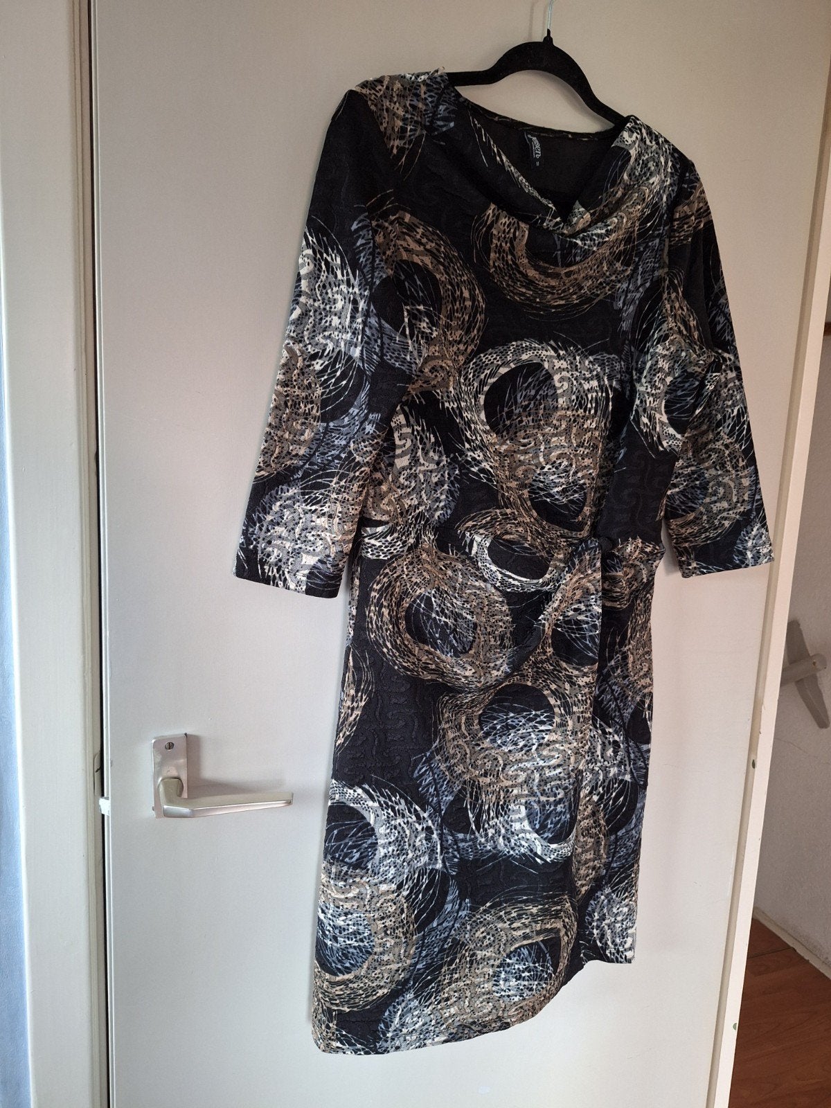 Jensen jurk maat M, Kleding | Dames, Maat 38/40 (M), Jensen, Zwart, Ophalen of Verzenden