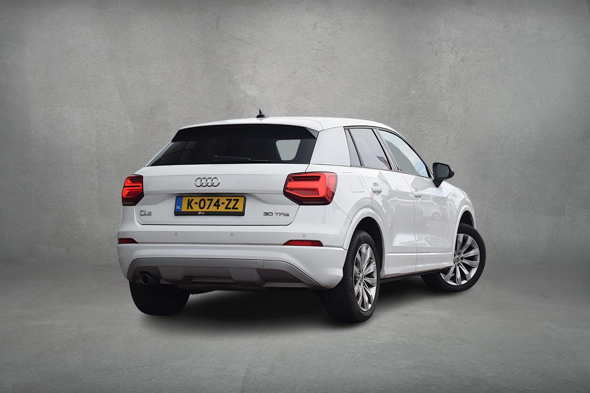 Audi Q2 30 TFSI Design Pro Line Plus | Stoelverwarming | Cru, Auto's, Stof, Gebruikt, Automatische klimaatregeling, 116 pk