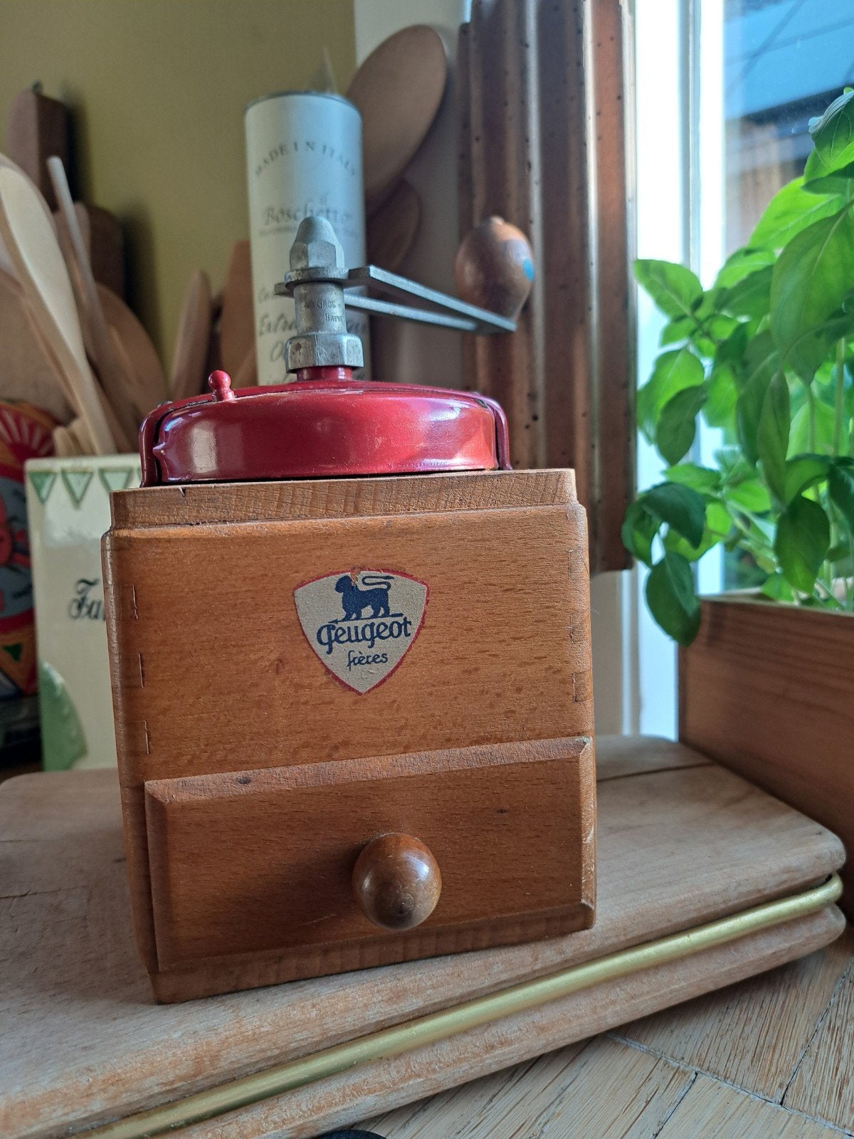 Mooie oude Peugeot koffiemolen, Antiek en Kunst, Ophalen of Verzenden