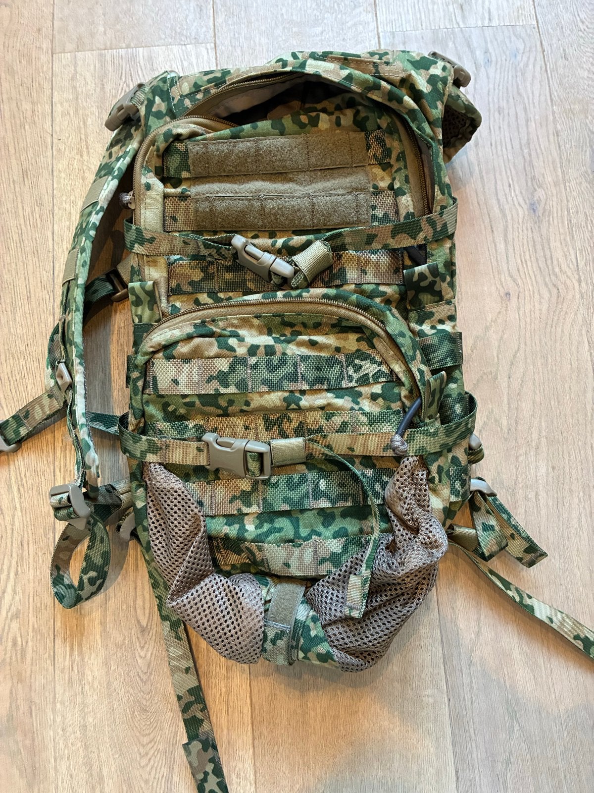 Nieuwe camouflage rugzak rugtas 9 liter NFP, 25 tot 40 cm, Nieuw, Ophalen of Verzenden, Trekking