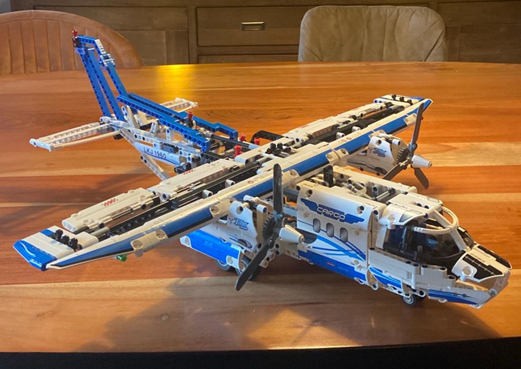 Lego technic 42025 cargo plane, Gebruikt, Lego, Compleet, Ophalen of Verzenden