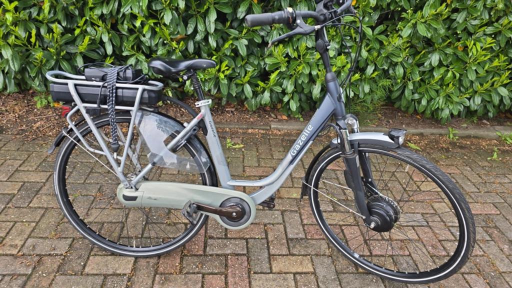 Gazelle Elektrische Damesfiets, Ophalen, Gebruikt, 47 tot 51 cm, 50 km per accu of meer