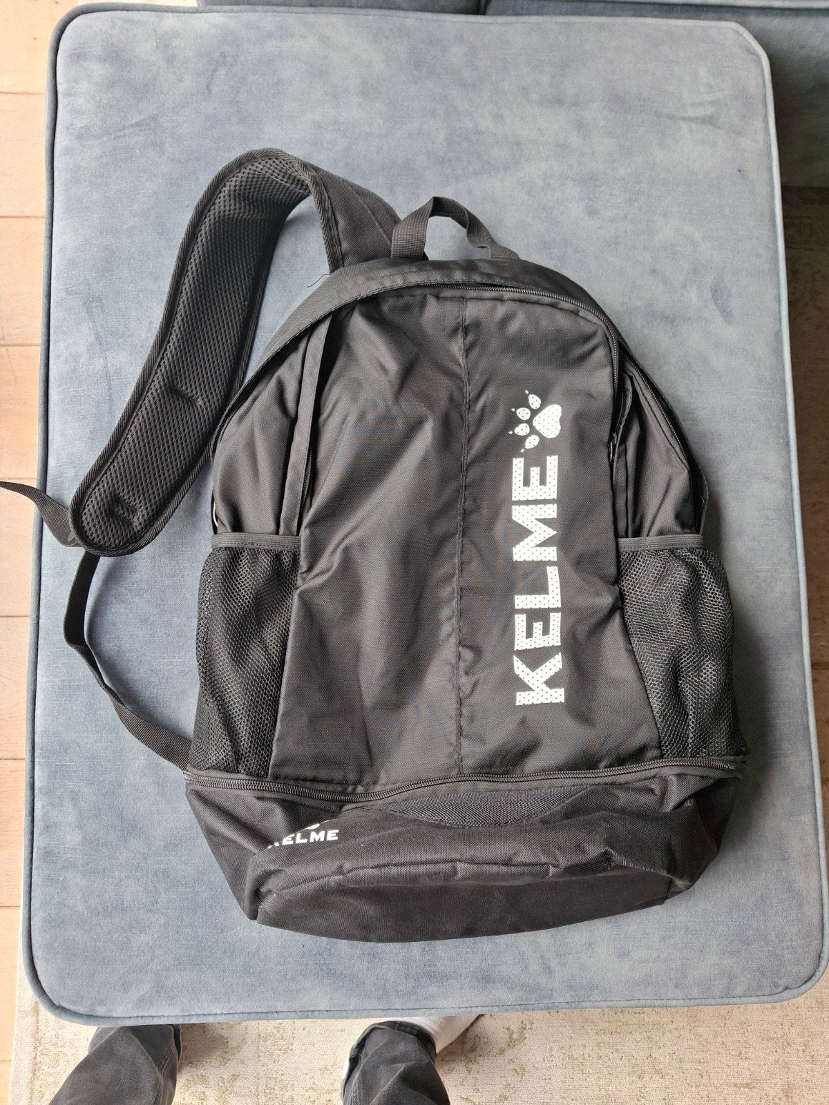 Kelme rugtas met schoenenvak, Ophalen of Verzenden, Zo goed als nieuw