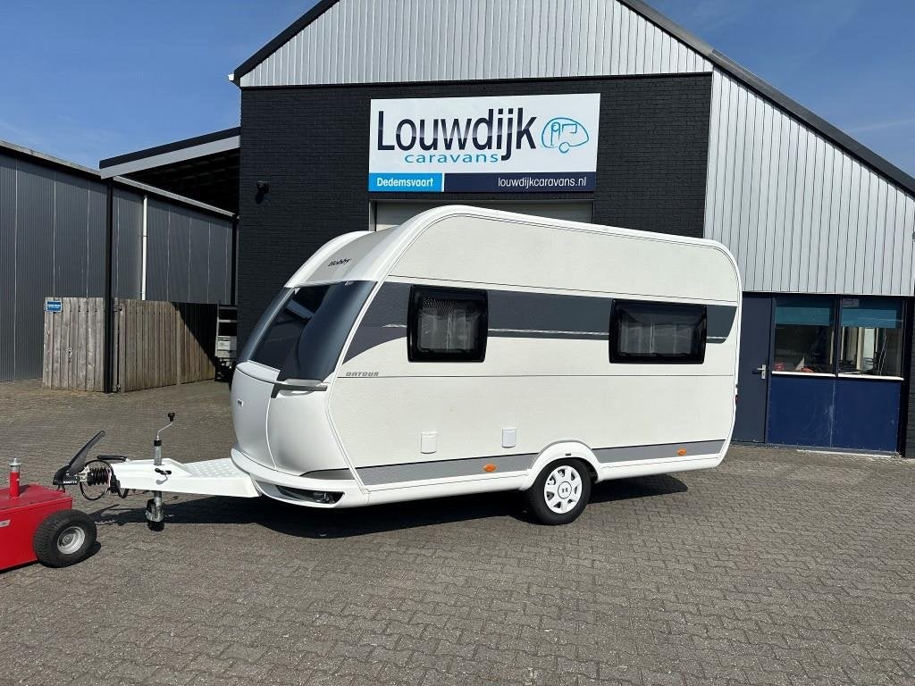 HOBBY On Tour 390 SF ’21 (Vastbed, Treinzit), Vast bed, Hobby, Bedrijf, Treinzit