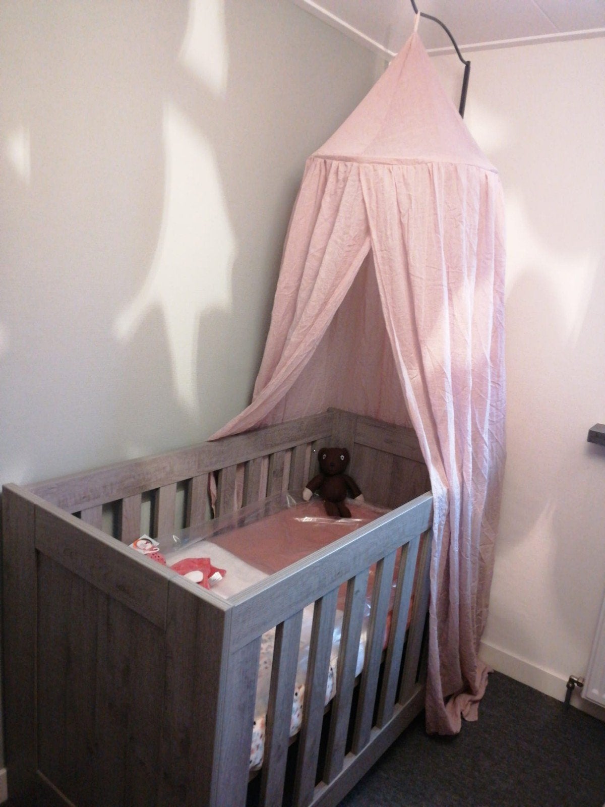 Stevig Ledikant TWF - Zo goed als nieuw, Kinderen en Baby's, Zo goed als nieuw, Minder dan 140 cm, Minder dan 70 cm, Ophalen