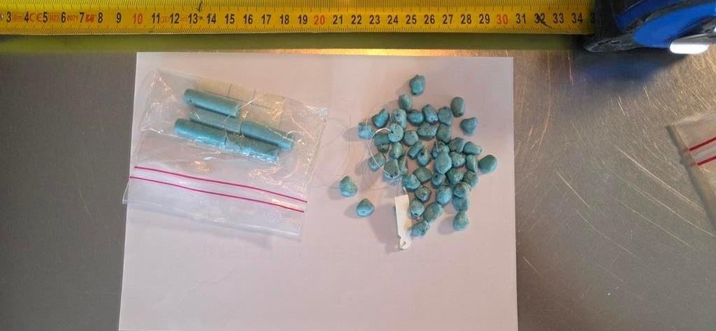 Lot Turkoois kralen en staafjes voor sieraden, Ophalen of Verzenden