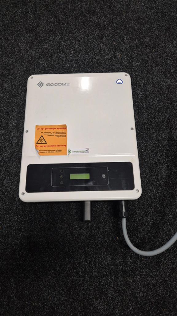GoodWe GW3600D-NS Omvormer voor zonnepanelen, Ophalen, Gebruikt, Overige typen, 200 wattpiek of meer
