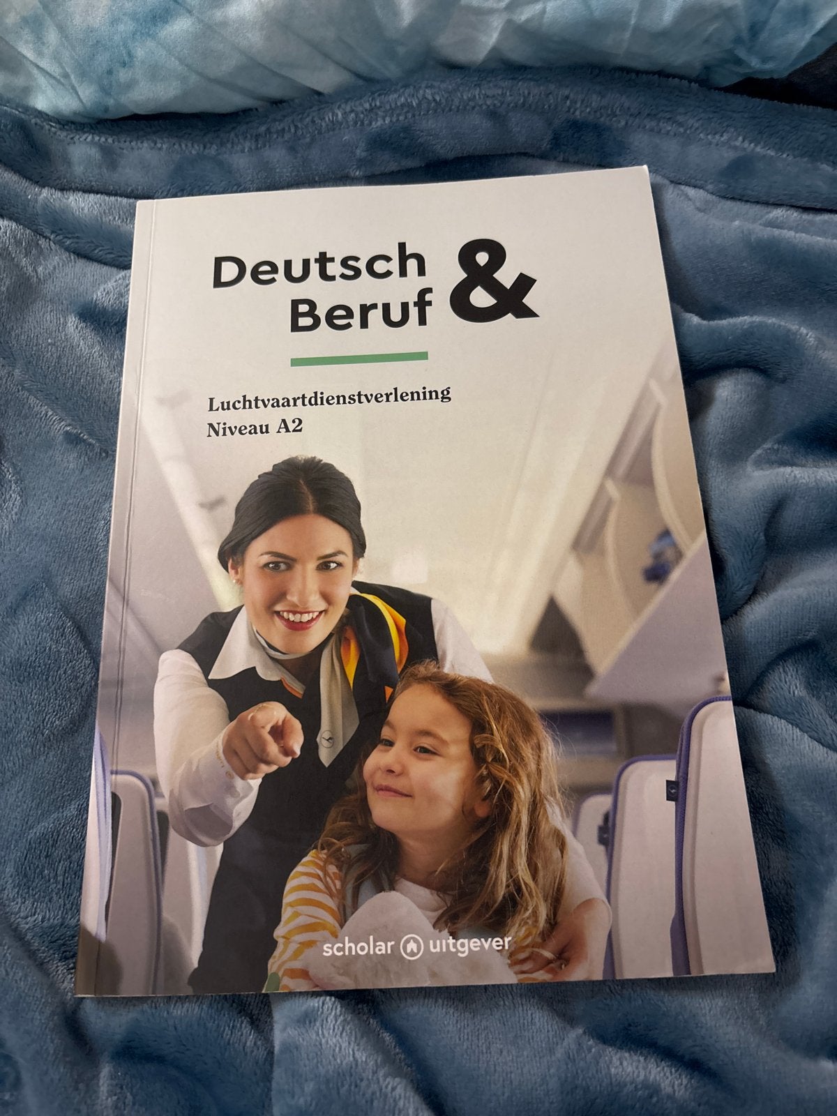 Deutsch & Beruf Luchtvaartdienstverlening Niveau A2, Ophalen of Verzenden, Gelezen, MBO