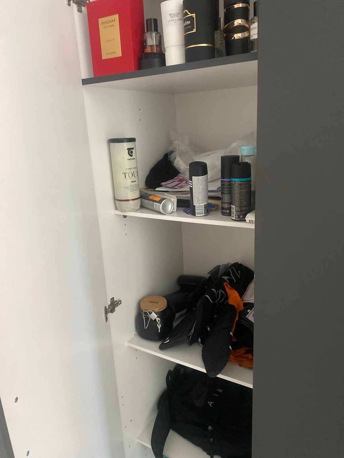 Donkerbruine IKEA kast met planken en hangruimte, Huis en Inrichting, Gebruikt, 200 cm of meer, 150 tot 200 cm, Ophalen of Verzenden