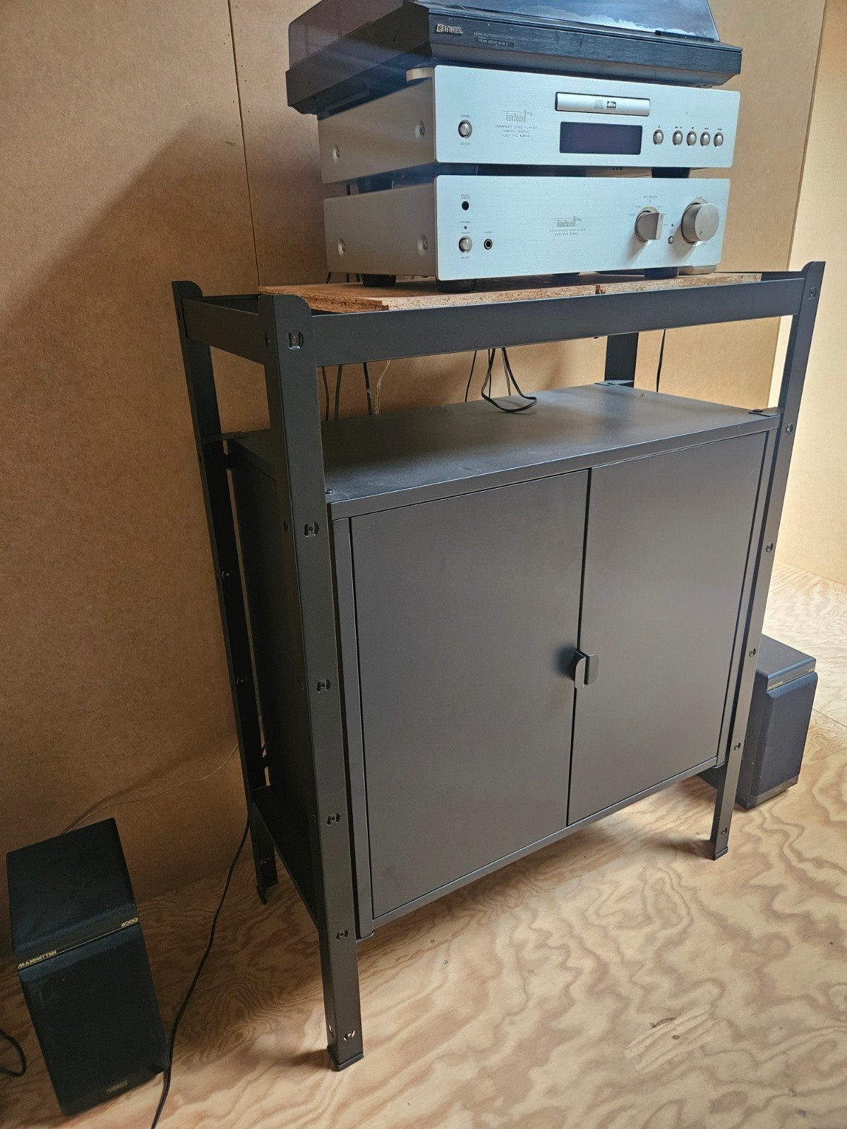 Zwart metalen kastje ikea, Gebruikt, 100 tot 150 cm, Industrieel, Modern, 50 tot 100 cm