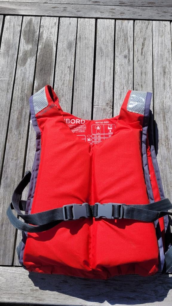 Reddingsvest  40-60kg, Watersport en Boten, Watersportkleding, Gebruikt, BORD, Ophalen of Verzenden, Dame of Heer