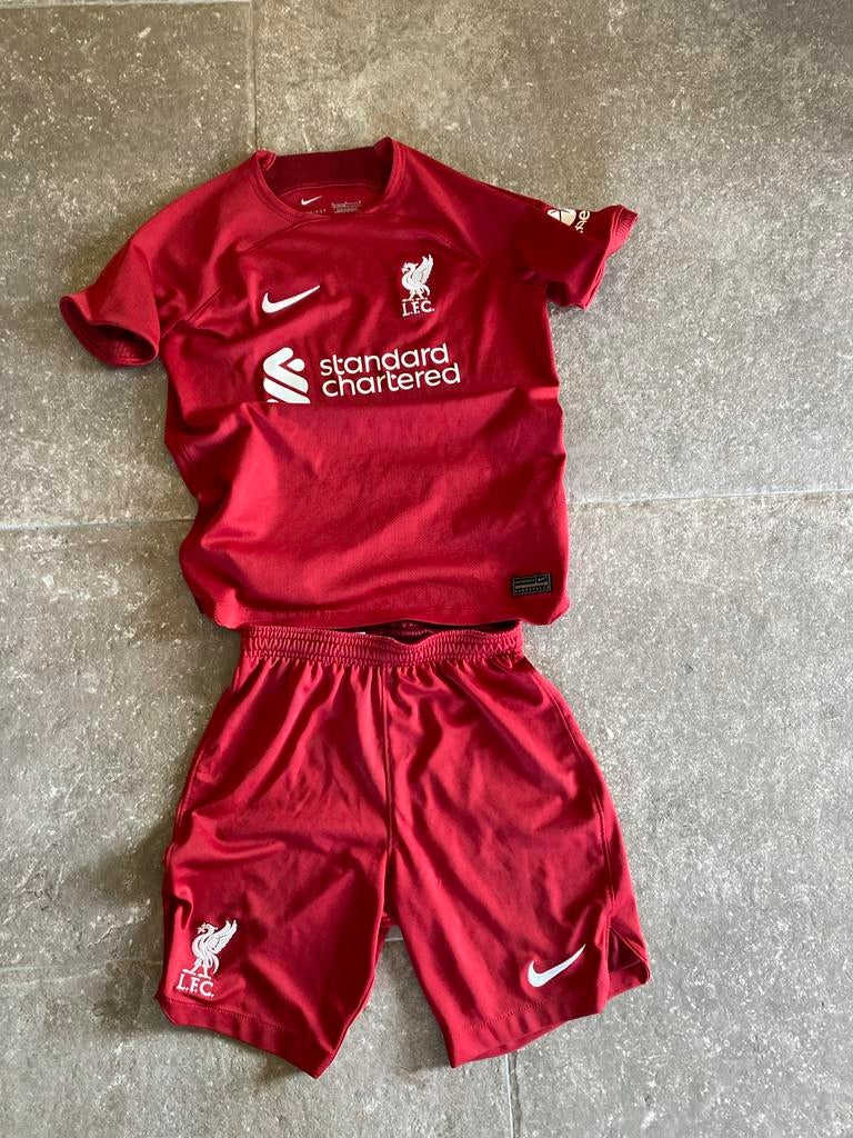 Sportkleding jongens 137 - 147 cm (Liverpool, Adidas), Ophalen, Gebruikt