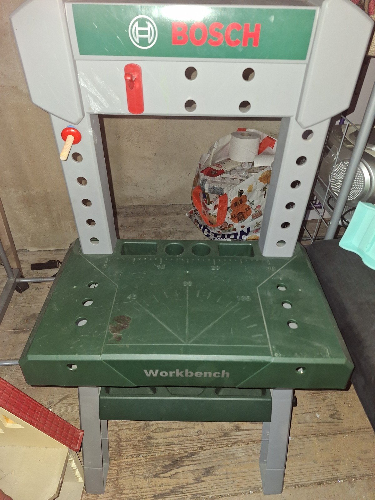 Kinder werkbank met een bak vol gereedschap en spulletjes, Kinderen en Baby's, Speelgoed | Speeltafels, Ophalen of Verzenden, Gebruikt
