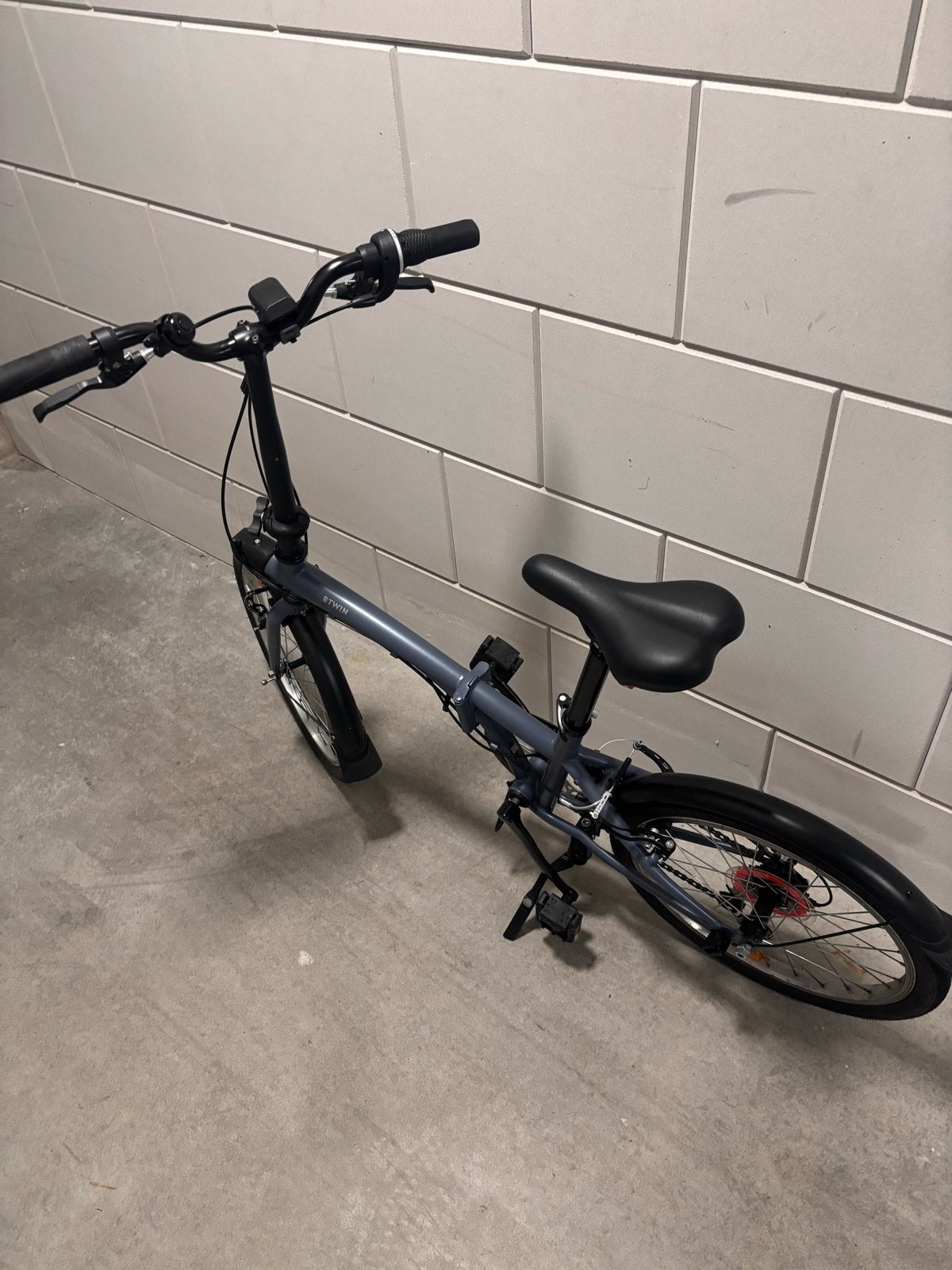 Btwin vouwfiets - Ideaal voor woon-werkverkeer, Fietsen en Brommers, 20 inch of meer, Versnellingen, Nieuw, Totaal opvouwbaar