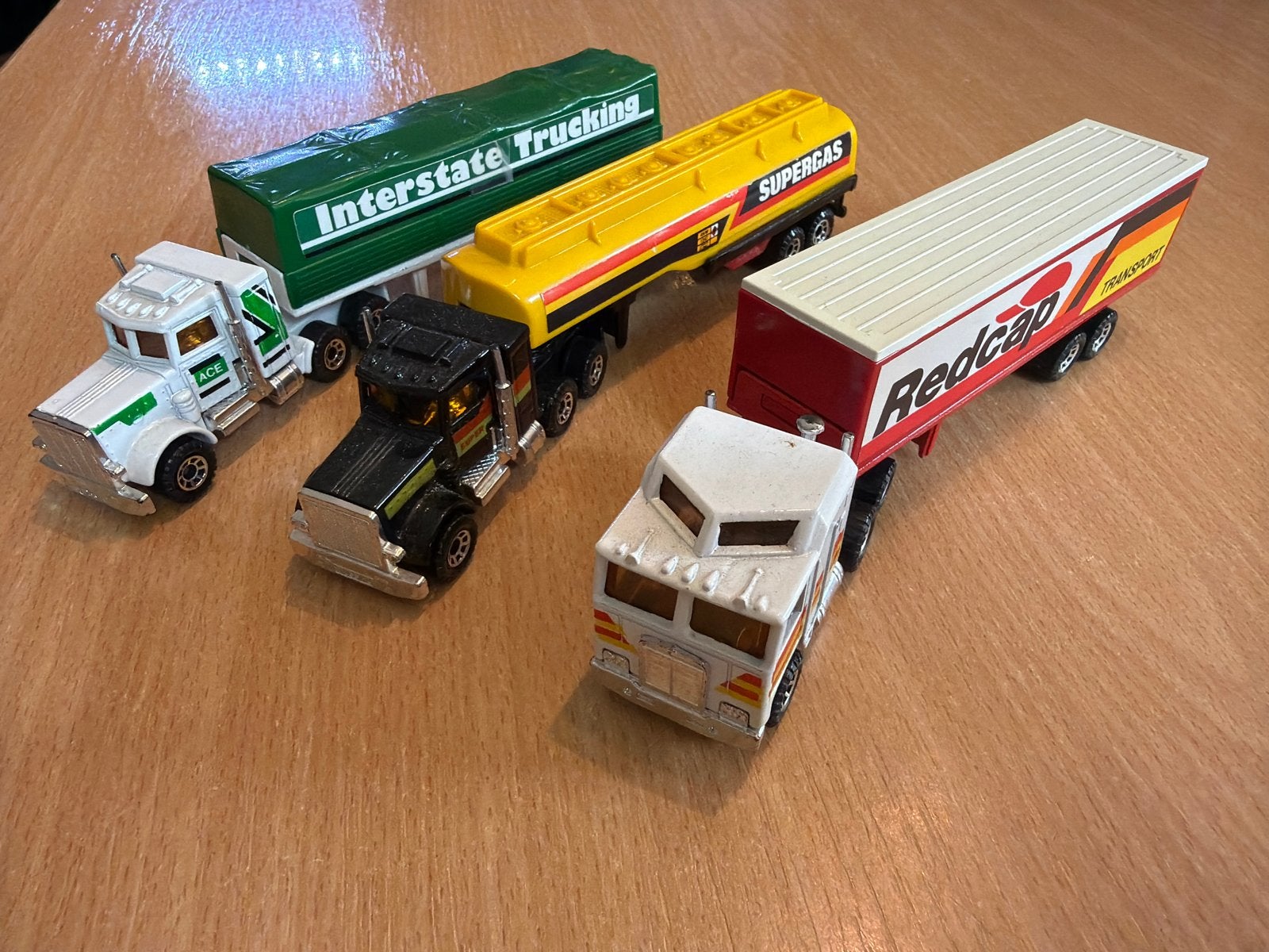 Matchbox kenworth peterbilt, Ophalen of Verzenden, Nieuw