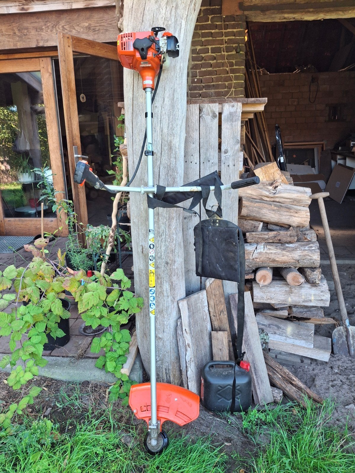 bosmaaier echo SRM222ES, Ophalen, Benzine, Echo, Zo goed als nieuw