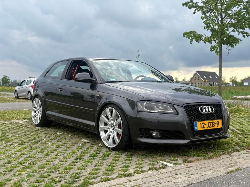 Audi A3 8p 2.0 tfsi 2008, Voorwielaandrijving, 1998 cc, 295 pk, Zwart