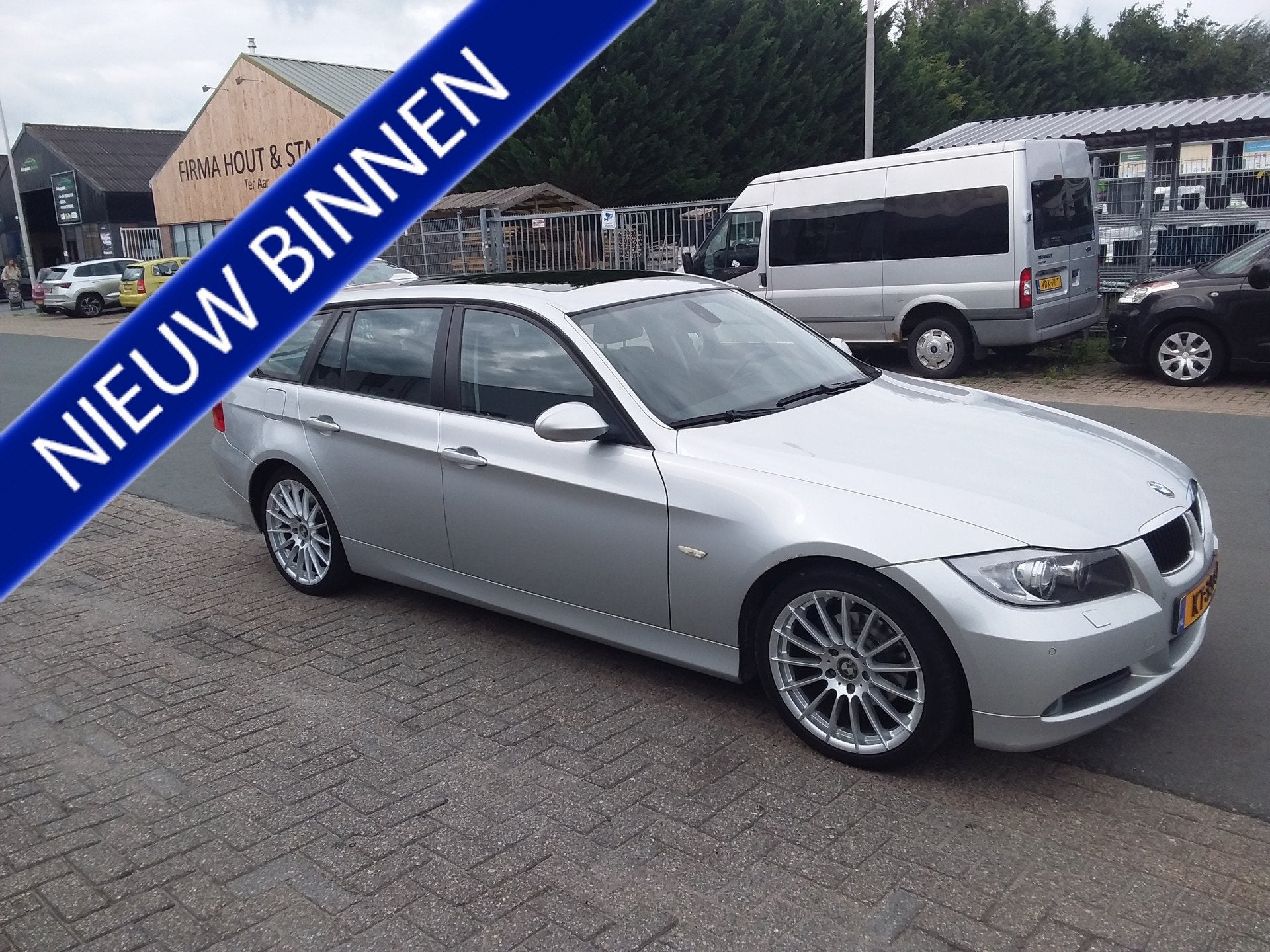 BMW 3 Serie Touring 318i Business Line (bj 2008, automaat), Automaat, 1435 kg, 695 kg, 1400 kg