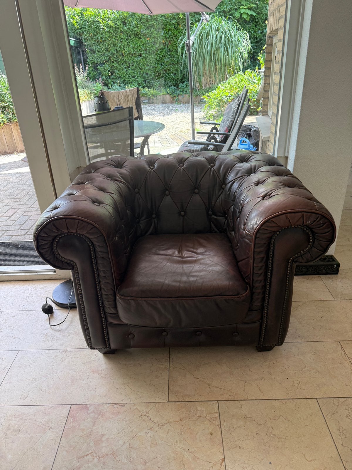 Chesterfield stoel, Huis en Inrichting, Ophalen, Zo goed als nieuw, 75 tot 100 cm