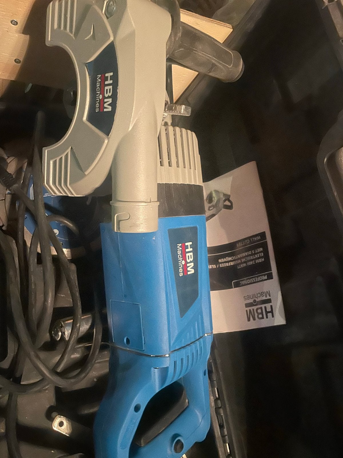 HBM Machines Muurfrees / Sleuvenfrees 2400 Watt, Ophalen, Gebruikt, Elektrisch, Muurfrees