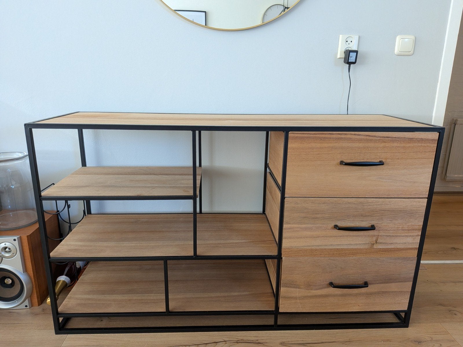 Stijlvolle kast met lades en open vakken - 130x40x75 cm, Huis en Inrichting, Kasten | Dressoirs, Overige houtsoorten, Met plank(en)