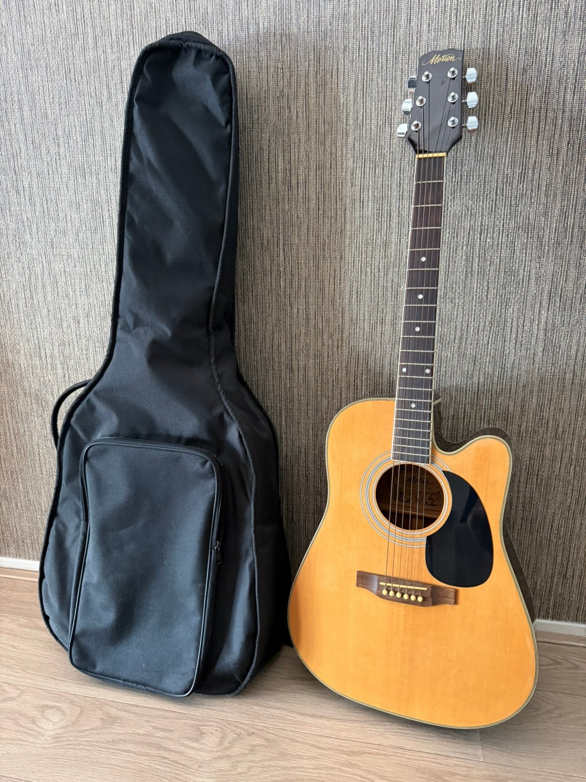 Prachtige! Motion akoestische gitaar + gitaartas als nieuw!, Ophalen, Zo goed als nieuw, Klassieke of Spaanse gitaar, Met koffer