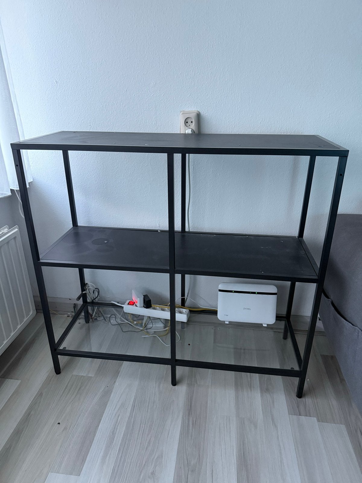 Zwart metalen rek ikea, Ophalen, Met plank(en), Gebruikt, 100 tot 150 cm