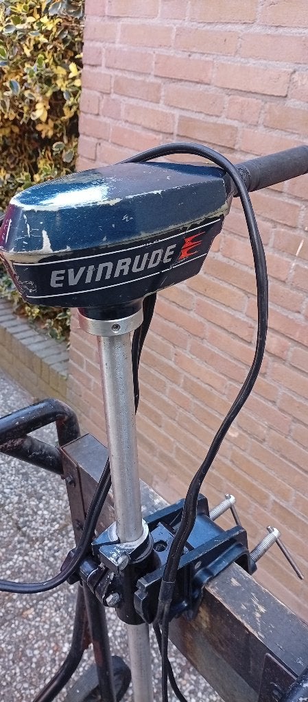 Evinrude electrische buitenboordmotor, Watersport en Boten, Ophalen, Gebruikt, Motor en Techniek, Motorboot